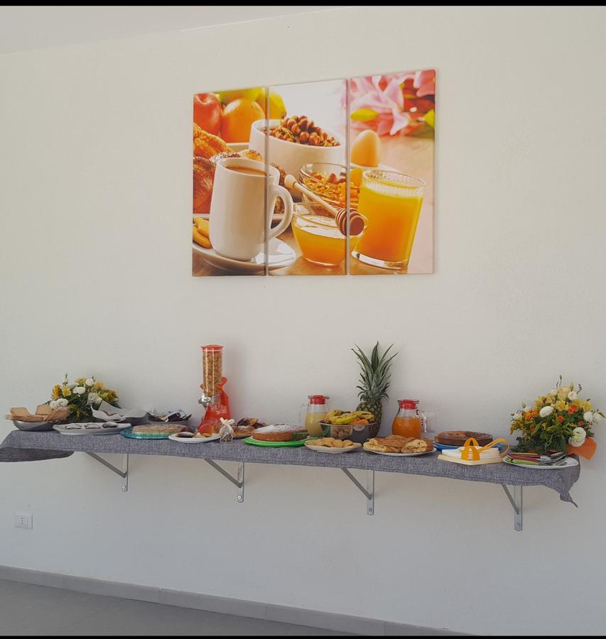 L'Isola Del Sole Bed & Breakfast Castelluzzo Exterior foto