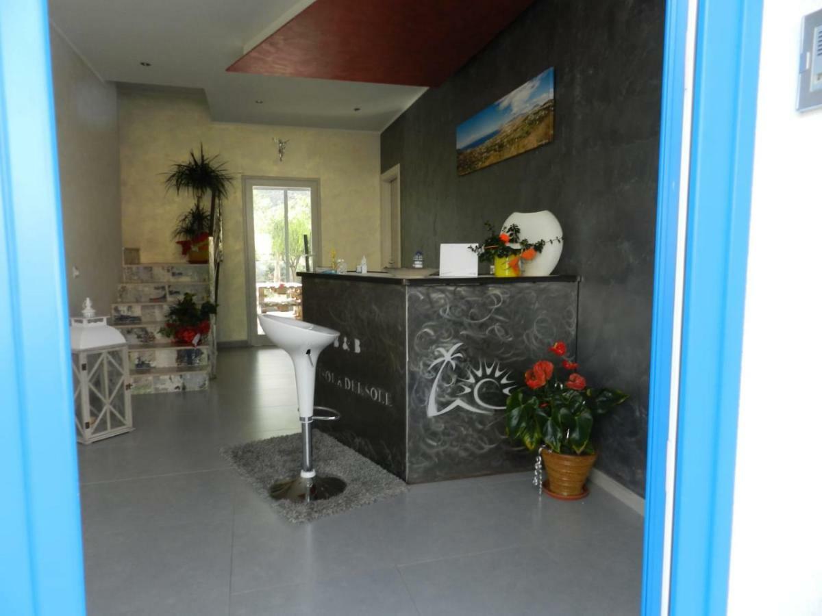 L'Isola Del Sole Bed & Breakfast Castelluzzo Exterior foto